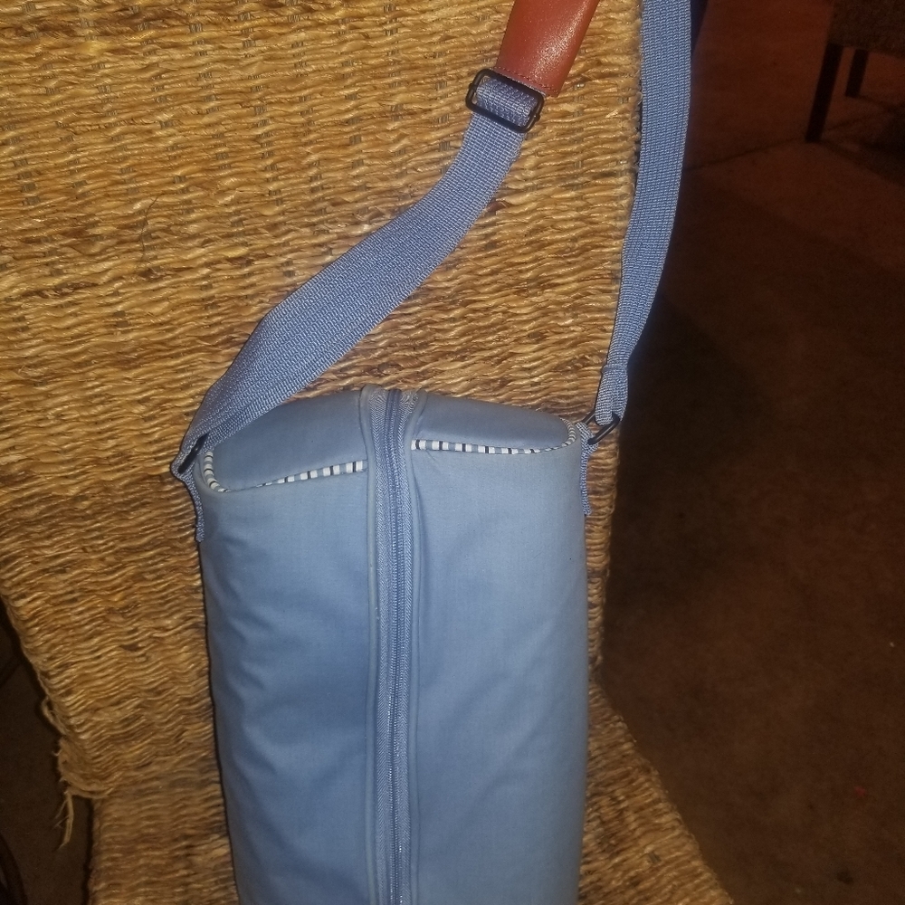 Eddie Bauer travel wine cooler set